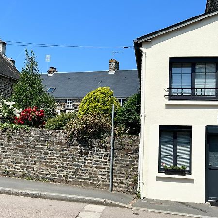 La Petite Maison Pont-d'Ouilly Kültér fotó